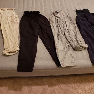 SOLD-Motherhood Maternity Pants/Capri